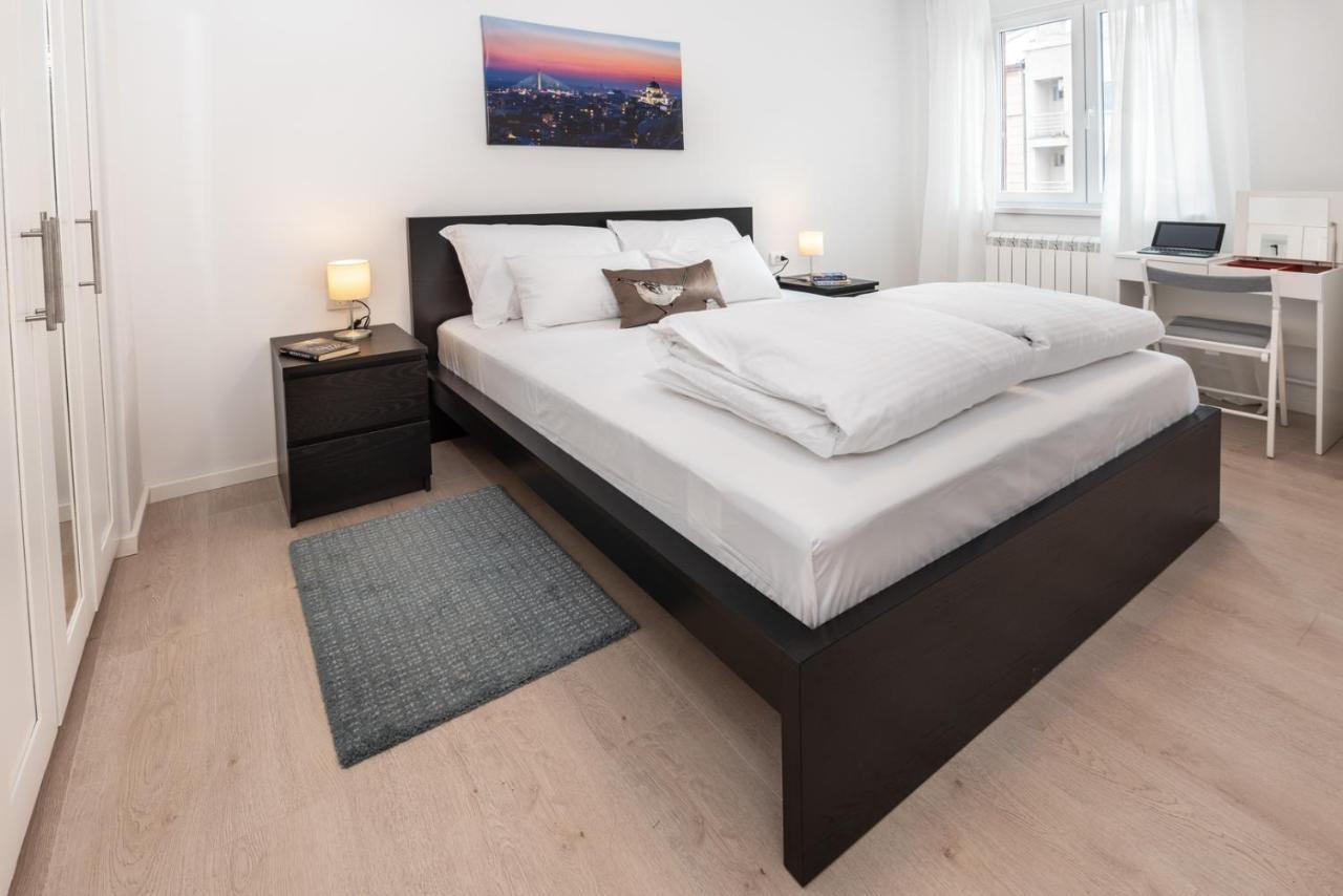 Apartment Vracar Belgrade, St Sava Church Park Belgrado Exterior foto