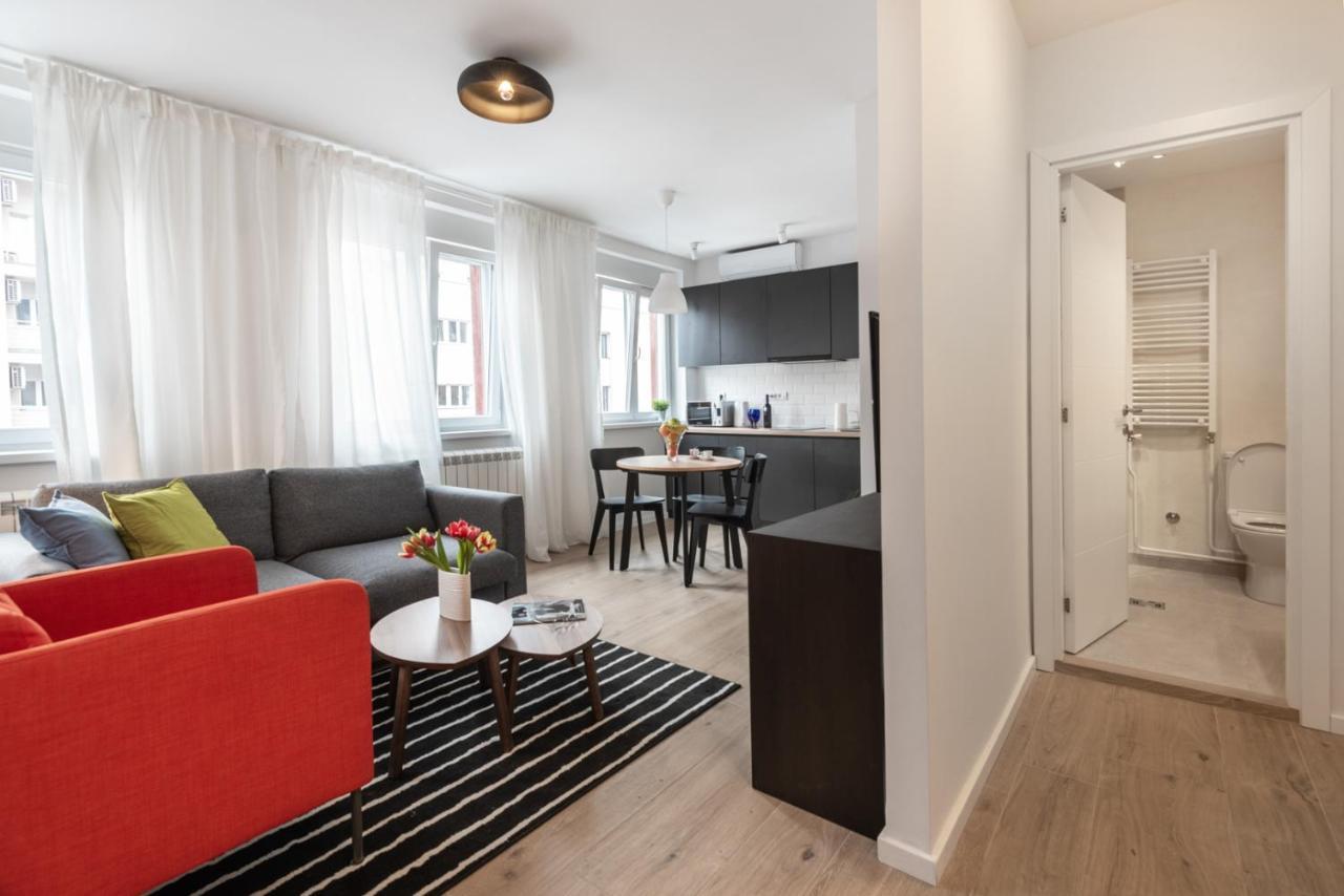 Apartment Vracar Belgrade, St Sava Church Park Belgrado Exterior foto